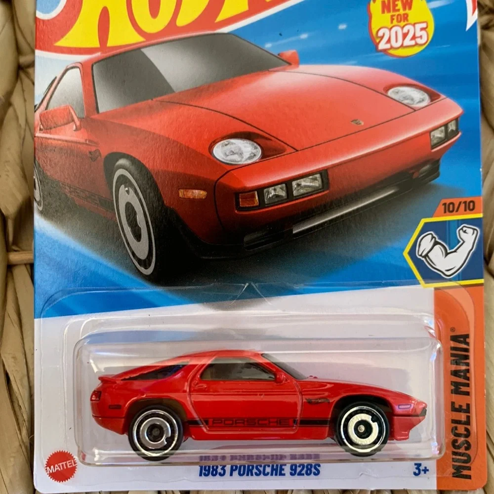 1983 Red Porsche 928S Hot Wheels Diecast 80s German Red Car Hotwheels 2025 🆕